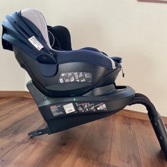【セット売り】エールベベ　チャイルドシート、ベビービョルン　バウンサーの画像