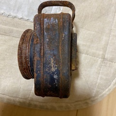 懐中電灯 333 モデル 錆びた金属製
の画像