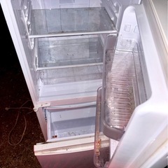 (運搬費込)(即日、深夜ok)SHARP 137L 2013年の画像