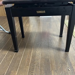 YAMAHAピアノ用椅子の画像