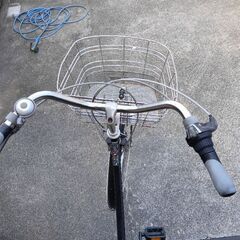 綺麗です。　オートライト6段変速ステンレスハンドル 26インチ自転車の画像