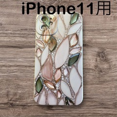 iPhone用ケース　4つ。未使用iPhone11 iPhone13 .一つ不明の画像