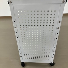 棚ステンレス製キャタツ付きの画像