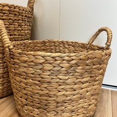 美品☆無印良品 持ち手付ラウンドバスケット ウォーターヒヤシンス大、小★の画像