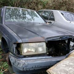 Mベンツ190E-26スポーツラインリサイクル部品販売の画像