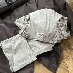 konny防寒ケープ、抱っこ紐、オムツ替えシートの画像