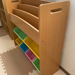 おもちゃ棚
の画像