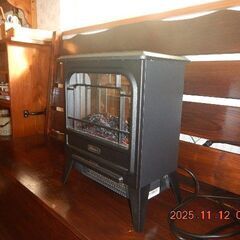 薪ストーブ風　Dimplex 電気暖炉 マイクロストーブ MCS12J）【3（木造）~8畳用（コンクリート）】の画像