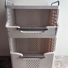 折りたたみ式ランドリーバスケット 2段　キャスター付きの画像