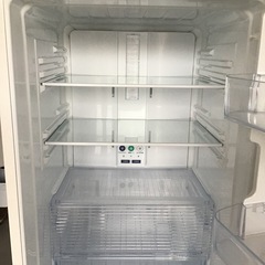 SHARP     2ドア冷蔵庫　2021年製　310L     冷蔵185L     冷凍125L     中古品　※無線LAN機能はノーチェックの画像