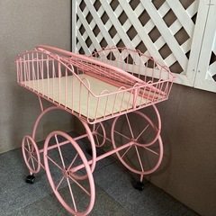 キャスター付きワゴンの画像