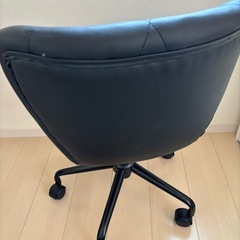 回転椅子の画像