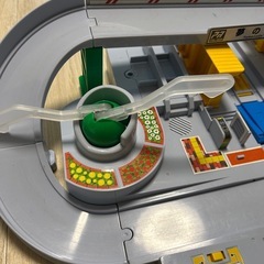 プラレール トミカと遊ぼう！くるぞわたるぞ！カンカン踏切セットの画像