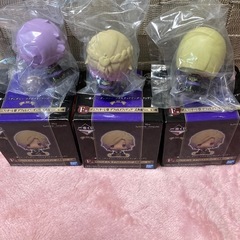 ツイステ　一番くじ　ちょこのっこフィギュア　ポムフィオーレ寮　ヴィル、ルーク、エペルの画像