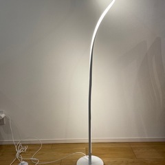 スタンドライト（調光・調色・リモコン付き）の画像
