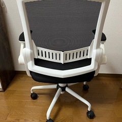 【11/23まで。早い者勝ち】パソコンデスク　昇降式の画像