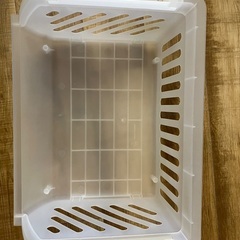 無印良品　半透明ラックの画像