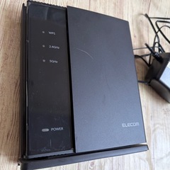 ELECOM エレコム　 無線LAN ギガビットルーターの画像