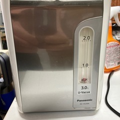I 2511-253 Panasonicマイコン沸騰ジャーポット　2021年製　3.0L 通電確認済み　キズ汚れ有りの画像