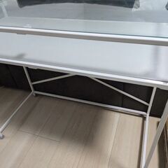 【無料】デスク　横幅85cm /奥行40cm/高さ72cmの画像