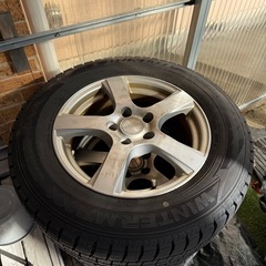 215/65/r16 20アルファード スタッドレスの画像