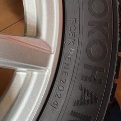 【ホイール付きスタッドレスタイヤ】の画像