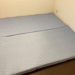 【ニトリ】3つ折りマットレス(2枚組)の画像