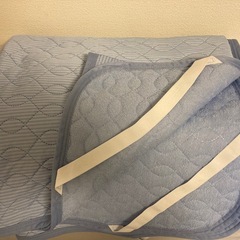 【ニトリ】3つ折りマットレス(2枚組)の画像