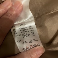 ダウンロングコート フード付き　ベージュ160サイズの画像