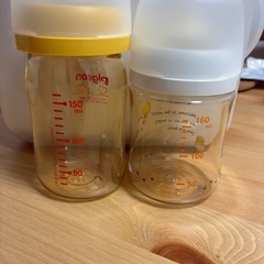 ピジョン　哺乳瓶2本の画像