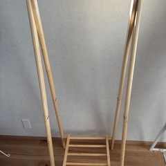 ハンガーラックの画像