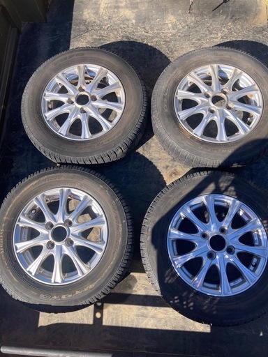 145/80R13 13インチスタッドレスタイヤ