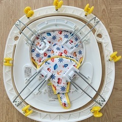 赤ちゃん　歩行器　キレイめです　の画像