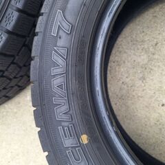中古スタッドレスタイヤ４本セットの画像