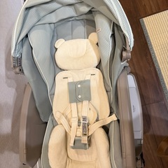 ユラリズム  オート プレミアム ピスタチオグリーン 電動 ハイローチェア　の画像