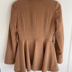 ペプラムコートの画像