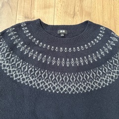 ユニクロ　メンズ　セーター　の画像