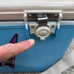 クーラーボックス　　中型　の画像