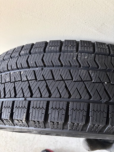 195/65r15 BRIDGESTONE XG02 2024年製　スタッドレス　