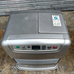 ダイニチ ブルーヒーター ファンヒーター FHY-32TR2 石油ストーブの画像