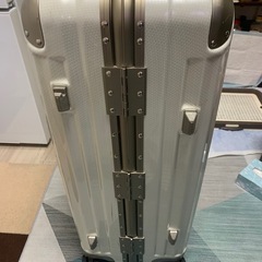 旅行移動用キャリーケース◦ワイド1週間用◦ホワイトの画像