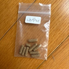 レオパドライ 爬虫類のエサ 少量 の画像