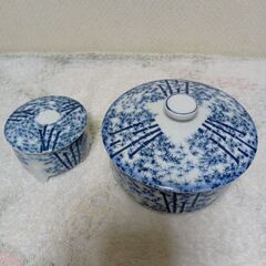 急須＆醤油さし＆蓋付き深皿容器大小＆小皿セットの画像