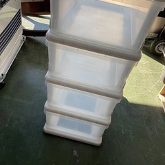 収納ケース　4段　中古の画像