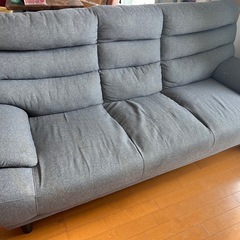 3人掛けソファの画像