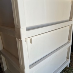 【受渡し決定しました】3段衣装ケースの画像