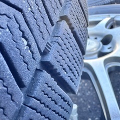 スタッドレスタイヤ 195/65R15 PCD100の画像