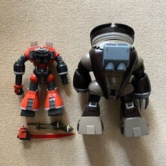 MGアッガイ、HGゾゴックガンダムプラモデル塗装完成品/現状品/一部折れ有り！早い引き取り者様を優先させて頂きます。宜しくお願い致します。。の画像