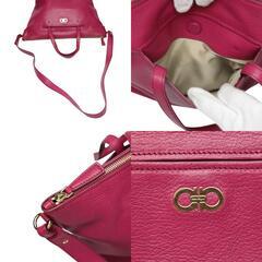 サルヴァトーレフェラガモ  ハンドバッグ ピンク  Salvatore Ferragamo ガンチーニ 無地の画像