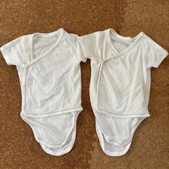 【4着】ユニクロボディ肌着70・80の画像